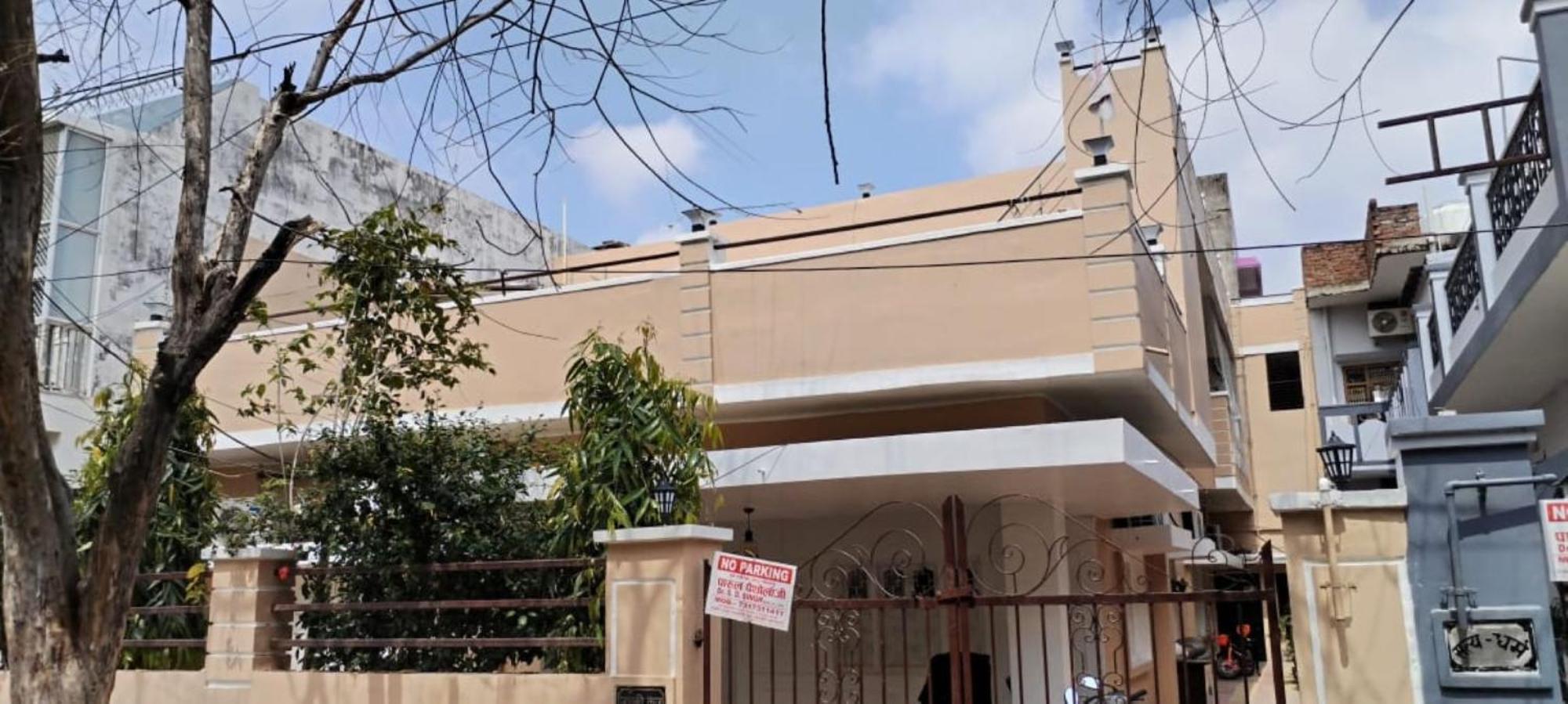 Janki Kunj Varanasi- 3 Room Home, Varanasi